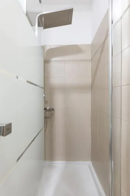Central Apartment De Angeli Charm Residence Milan Italy