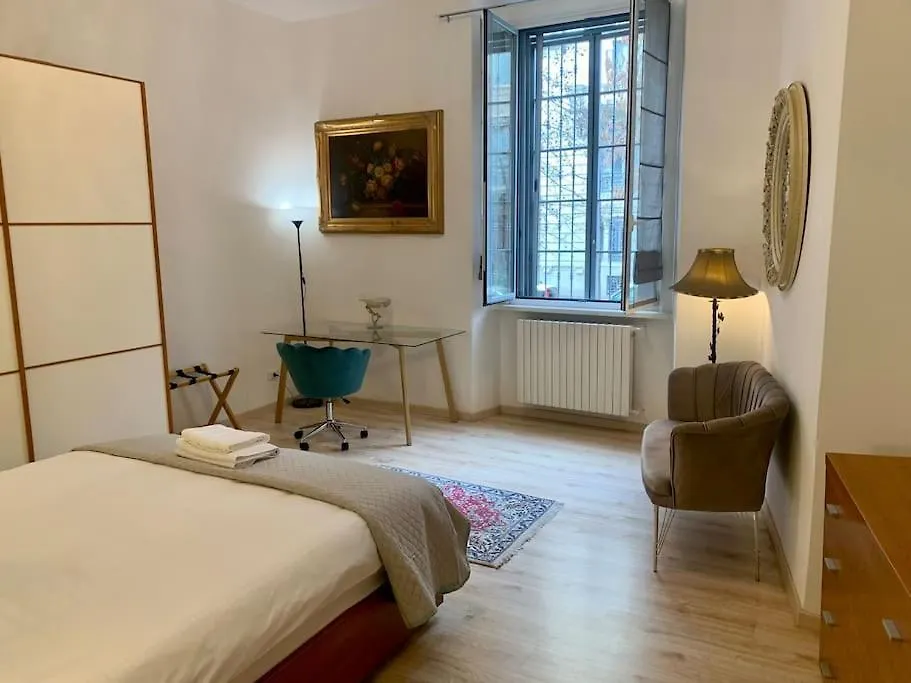 Central Apartment De Angeli Charm Residence Milan