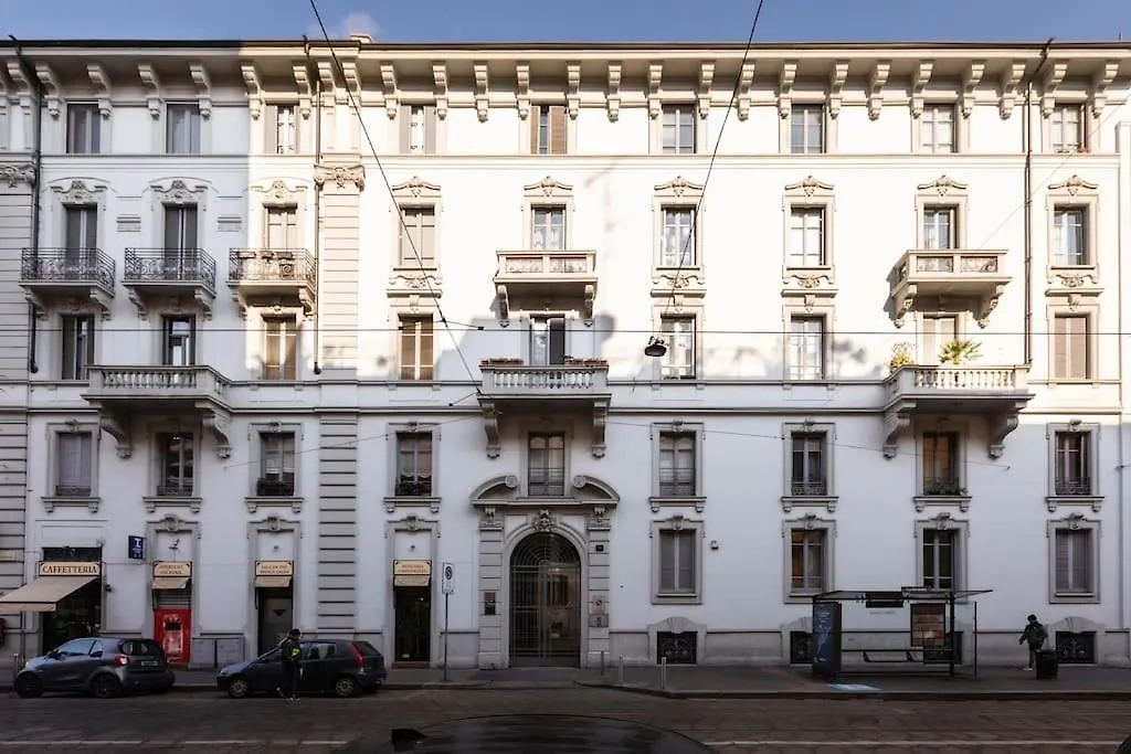 Central Apartment De Angeli Charm Residence Milan 0*,  Italy